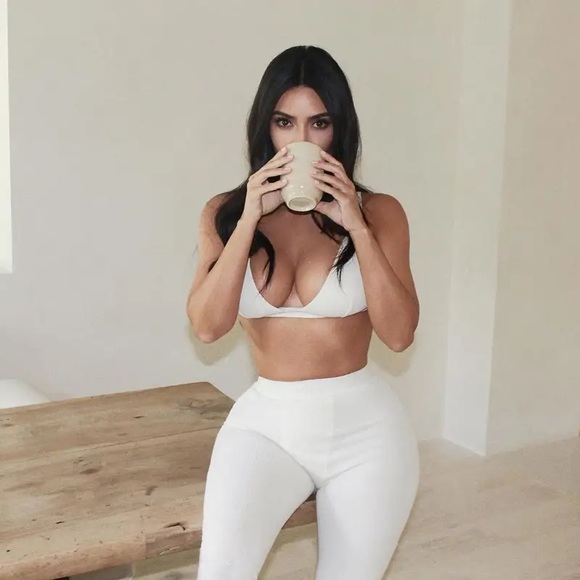 SKIMS Black Cotton Rib Plunge Bra & Thong Set - Picture 11 of 15